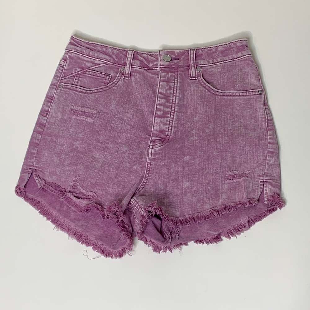 We the free shorts